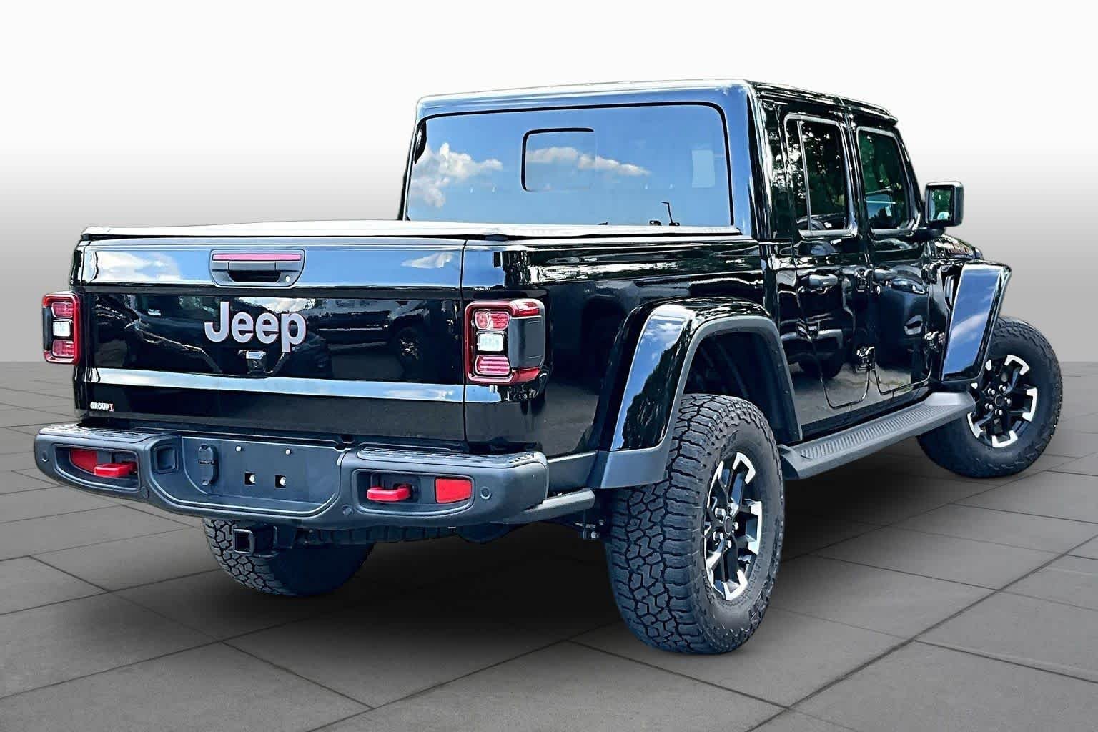 Used 2024 Black Clearcoat Jeep Rubicon X image 13