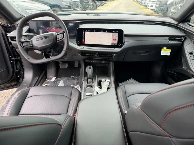 New 2026 Diamond Black Crystal Pearlcoat Dodge R/T Plus image 26