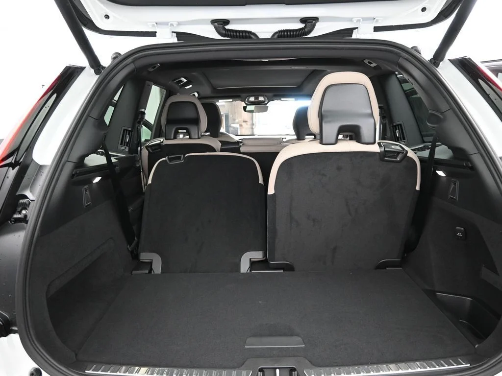 Used 2026 Crystal White Volvo Core image 18