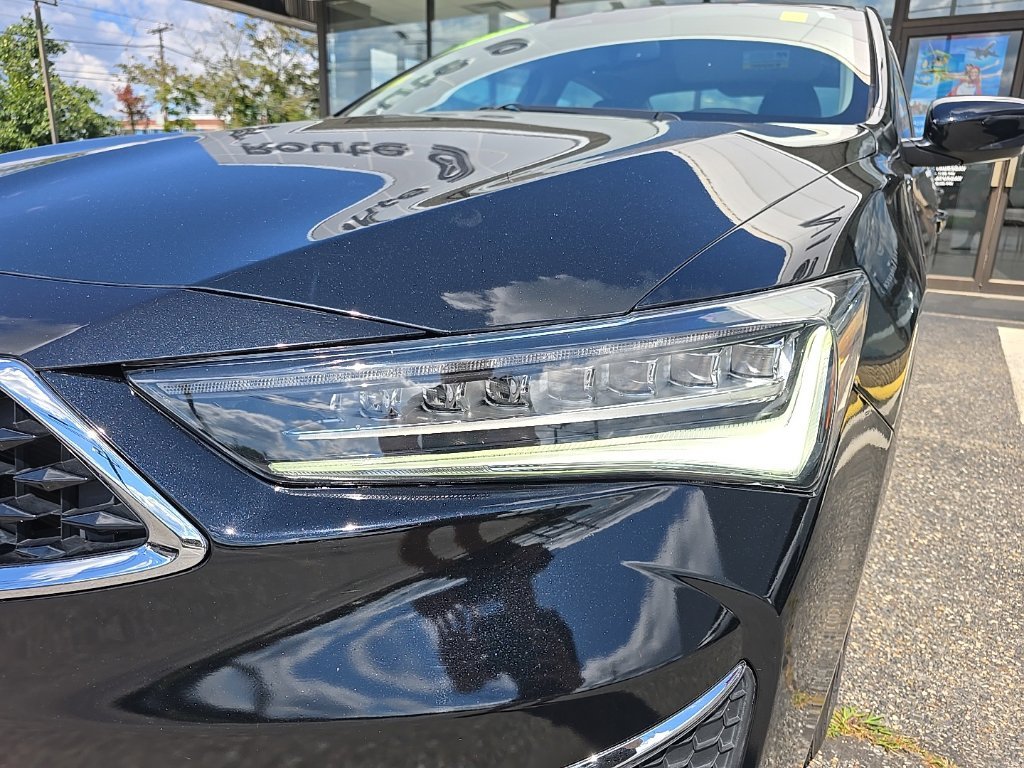 Used 2020  Acura Premium Package image 7