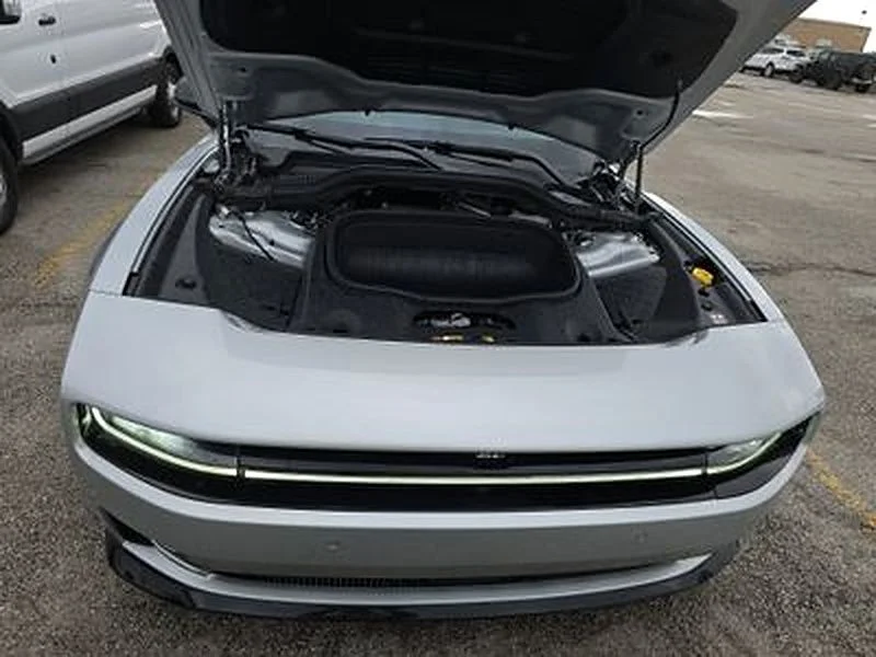 Used 2024 Silver Dodge R/T Scat Pack image 22