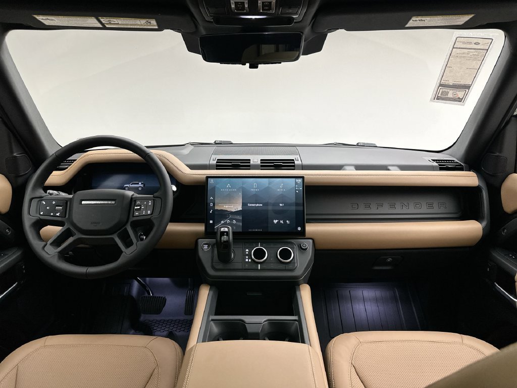 New 2026 Carpathian Grey Prem Met Land Rover X-Dynamic SE image 8