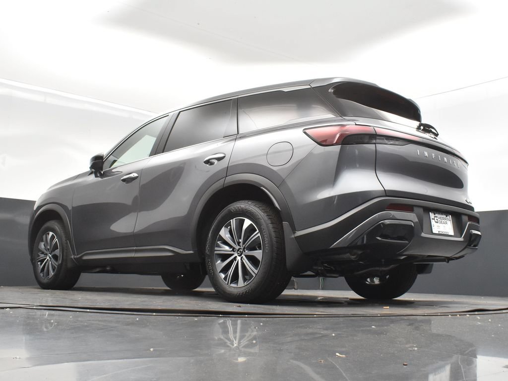 Certified Used 2025 Gray INFINITI PURE image 41