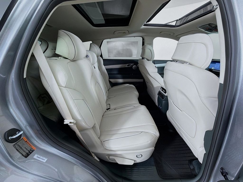 New 2026 Savile Silver Genesis 3.5T Advanced image 30