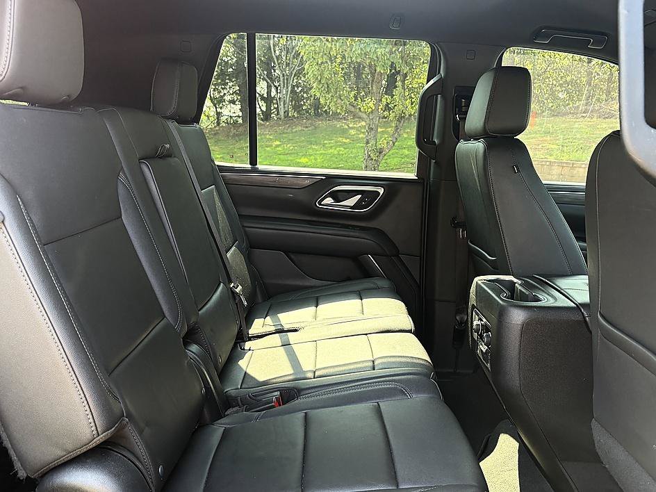 Used 2022 Black Chevrolet Z71 image 13
