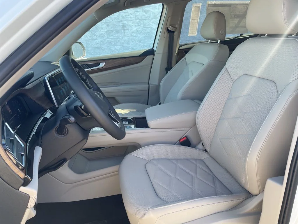 2026 Volkswagen Atlas SE w/Tech - Photo 7