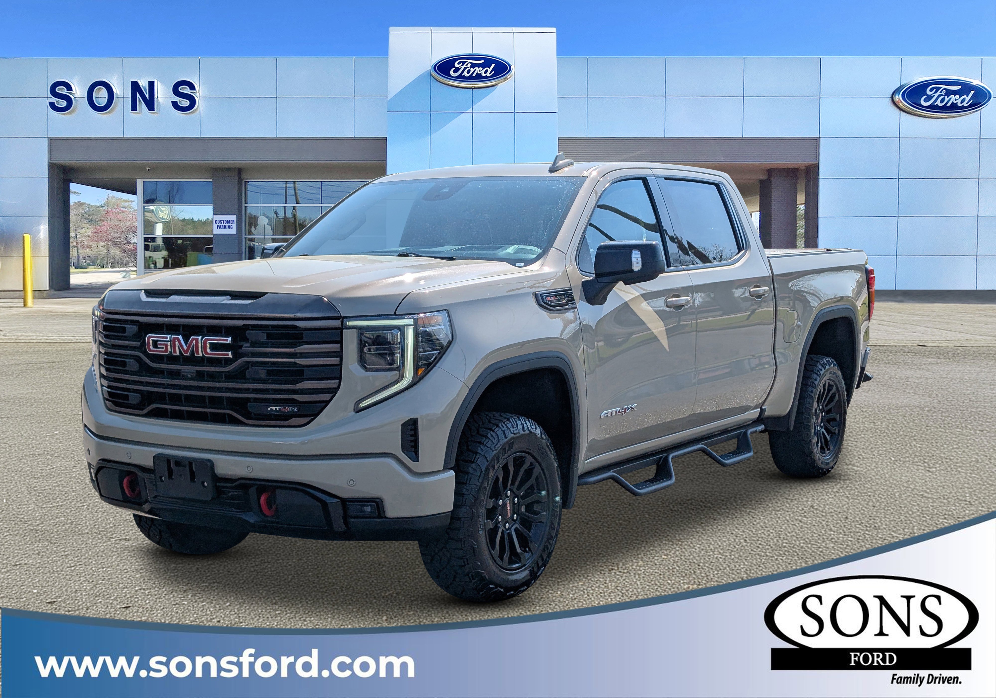 2023 GMC Sierra 4WD Crew Cab Short Box AT4X's photo
