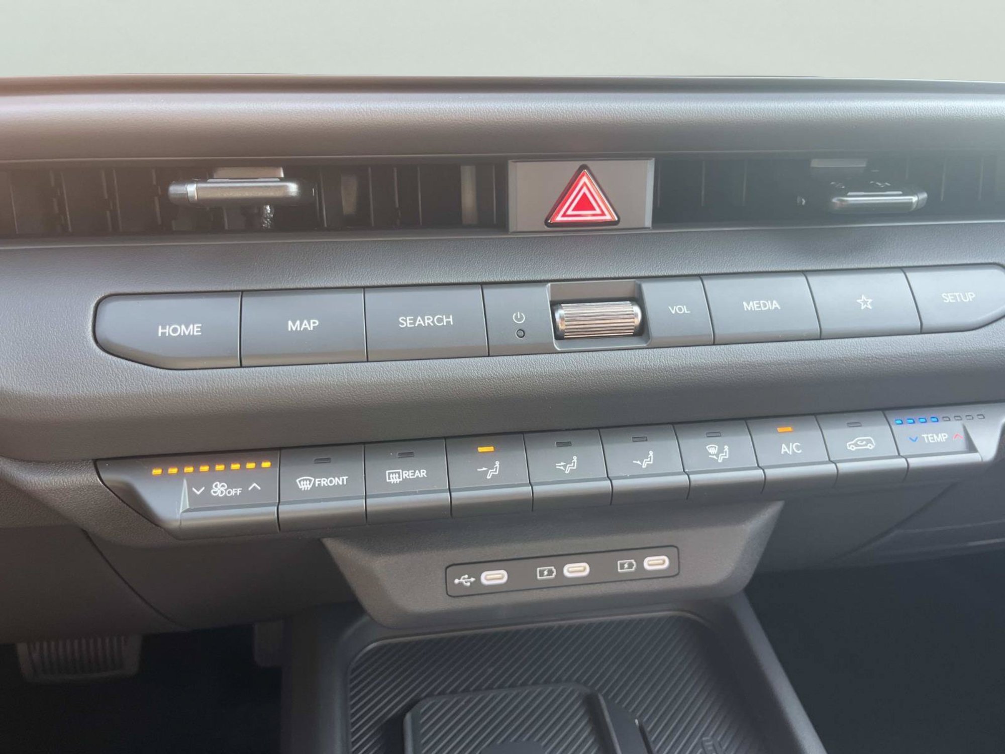 New 2027 Interstellar Gray Kia X-Line S image 31
