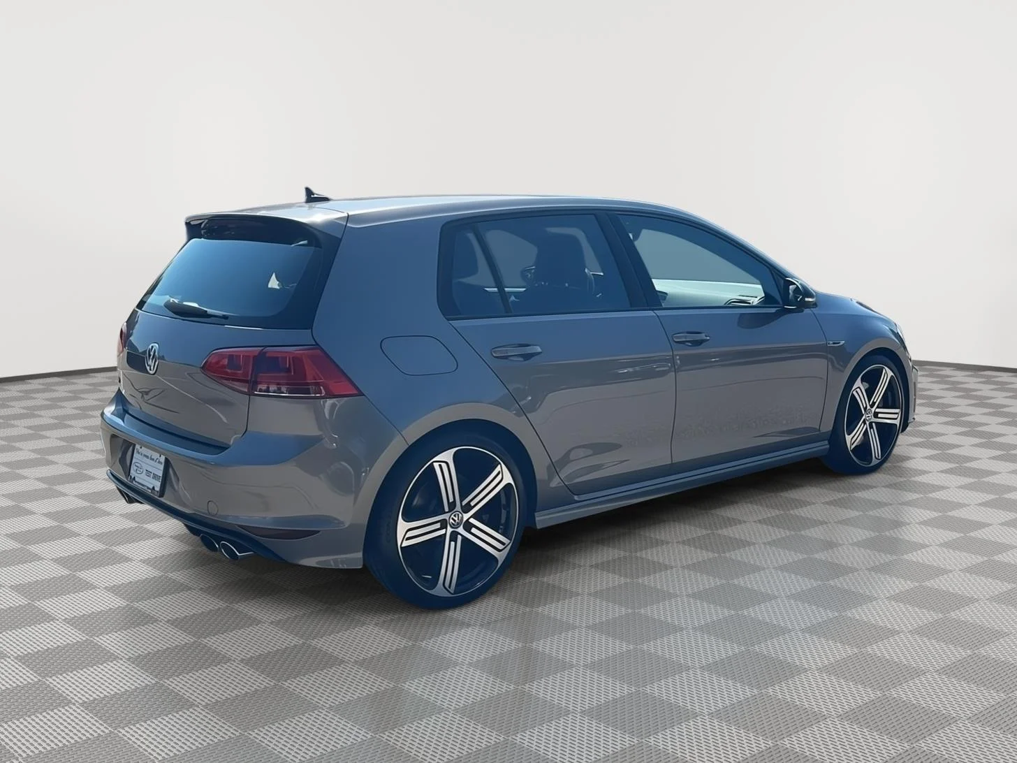 Used 2017  Volkswagen 4MOTION image 5
