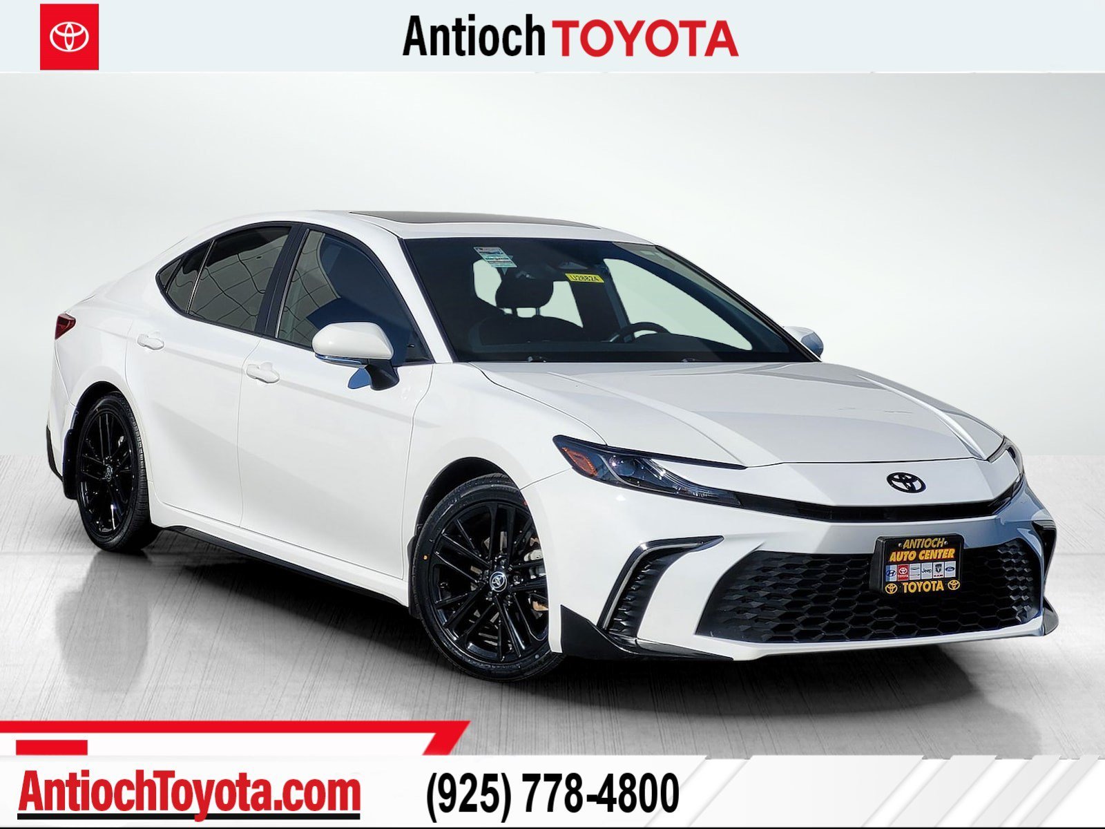 Used 2025 White Toyota  image 1