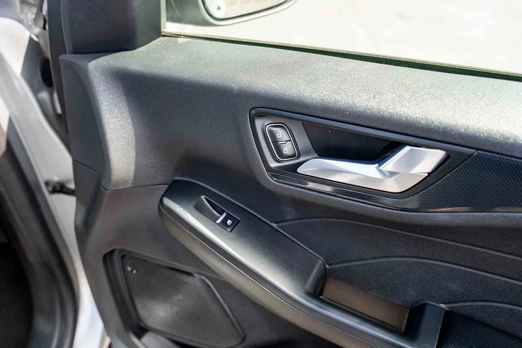 Used 2023 Silver Ford ST-Line image 30