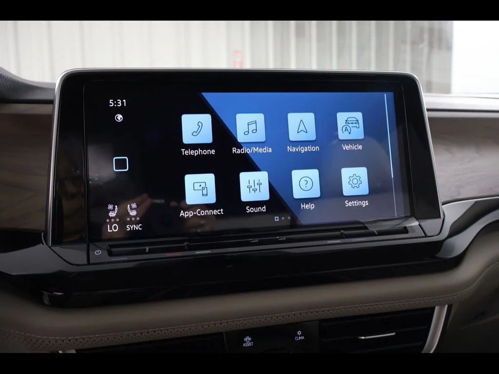 New 2026 Black Volkswagen 2.0T SE image 18