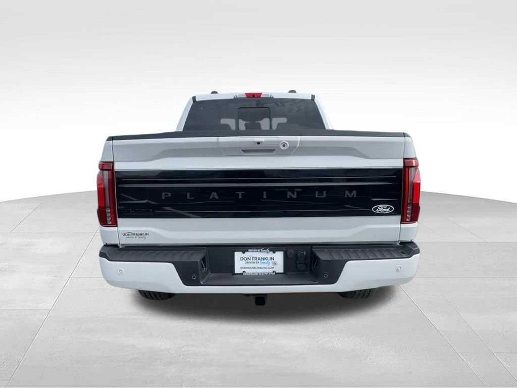 New 2026 Star White Metallic Tri-Coat Ford Platinum® image 7
