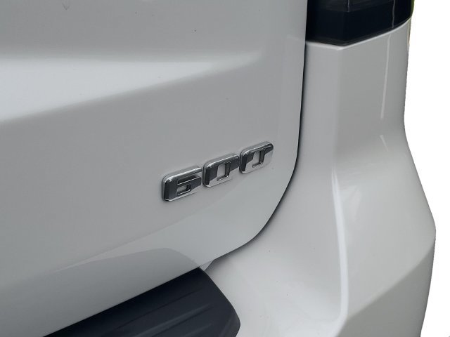 Used 2023 CRYSTAL WHITE TRICOAT Cadillac 4WD Premium Luxury image 37
