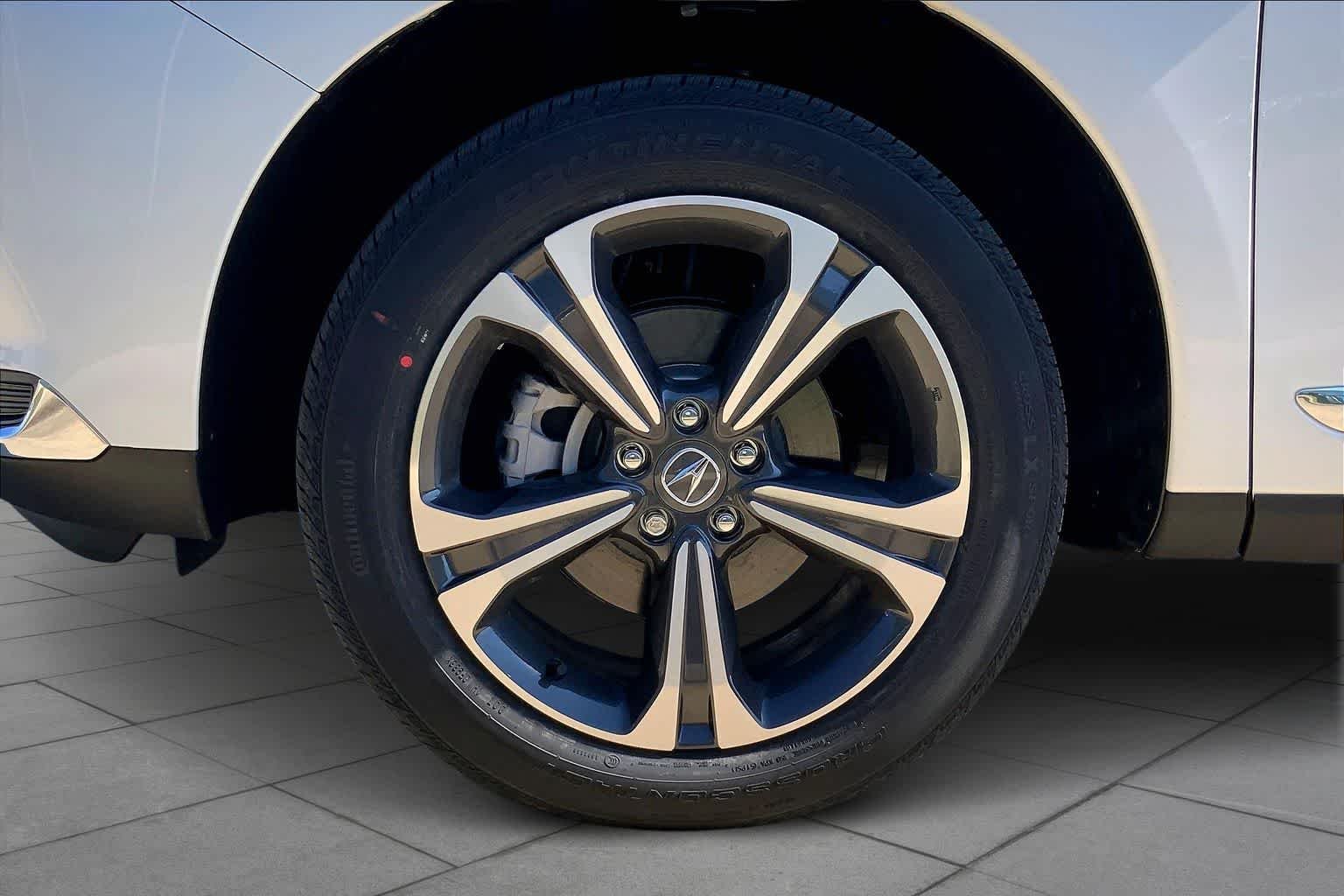 New 2026 Platinum White Pearl Acura w/Technology Package image 12