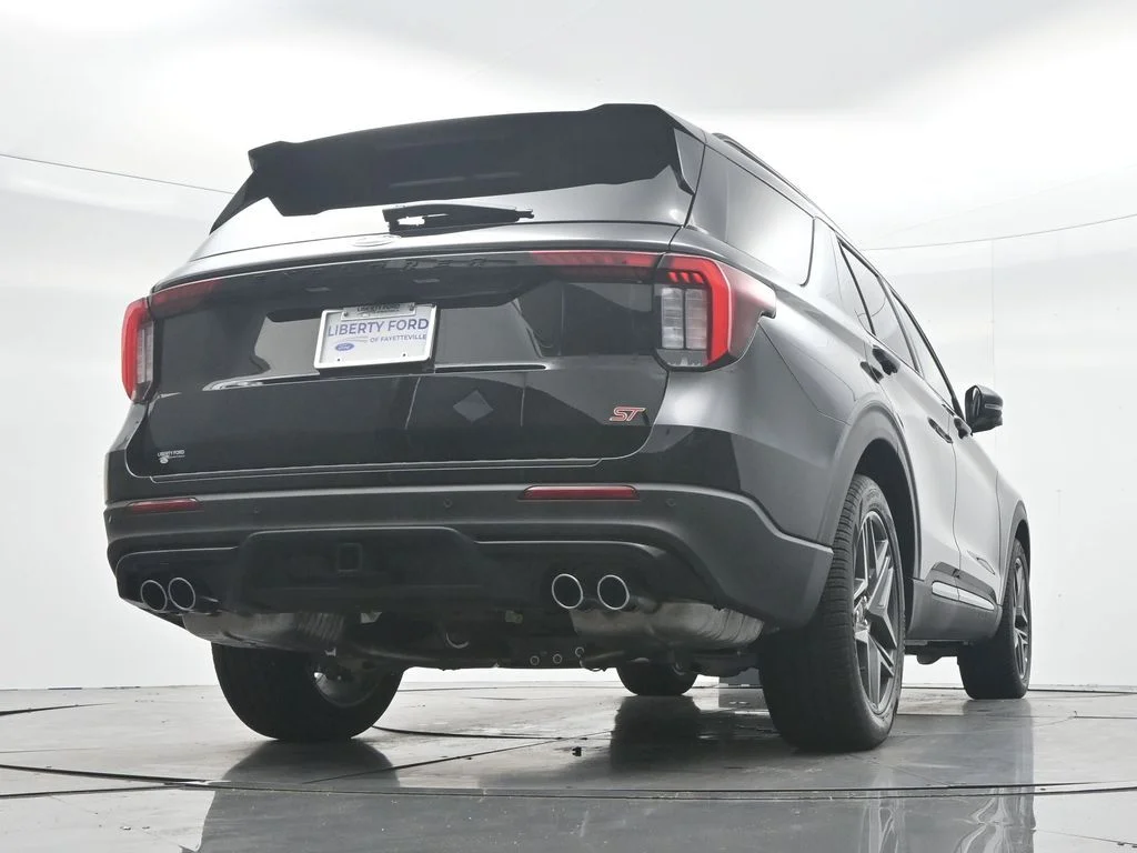 New 2026 Agate Black Metallic Ford ST image 47