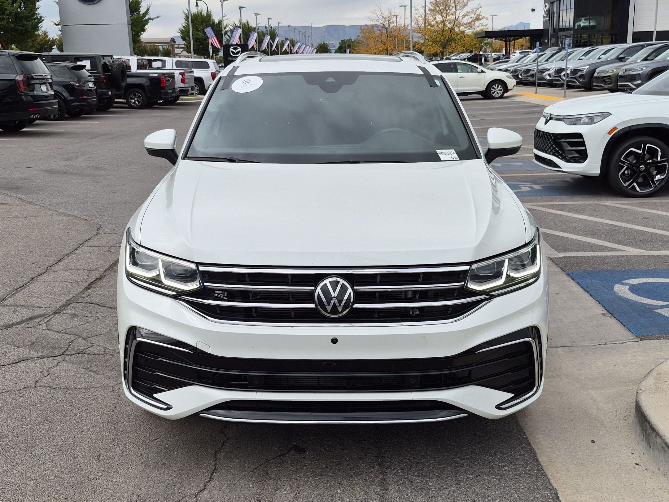 Used 2022 Pure White Volkswagen SEL R-Line image 10