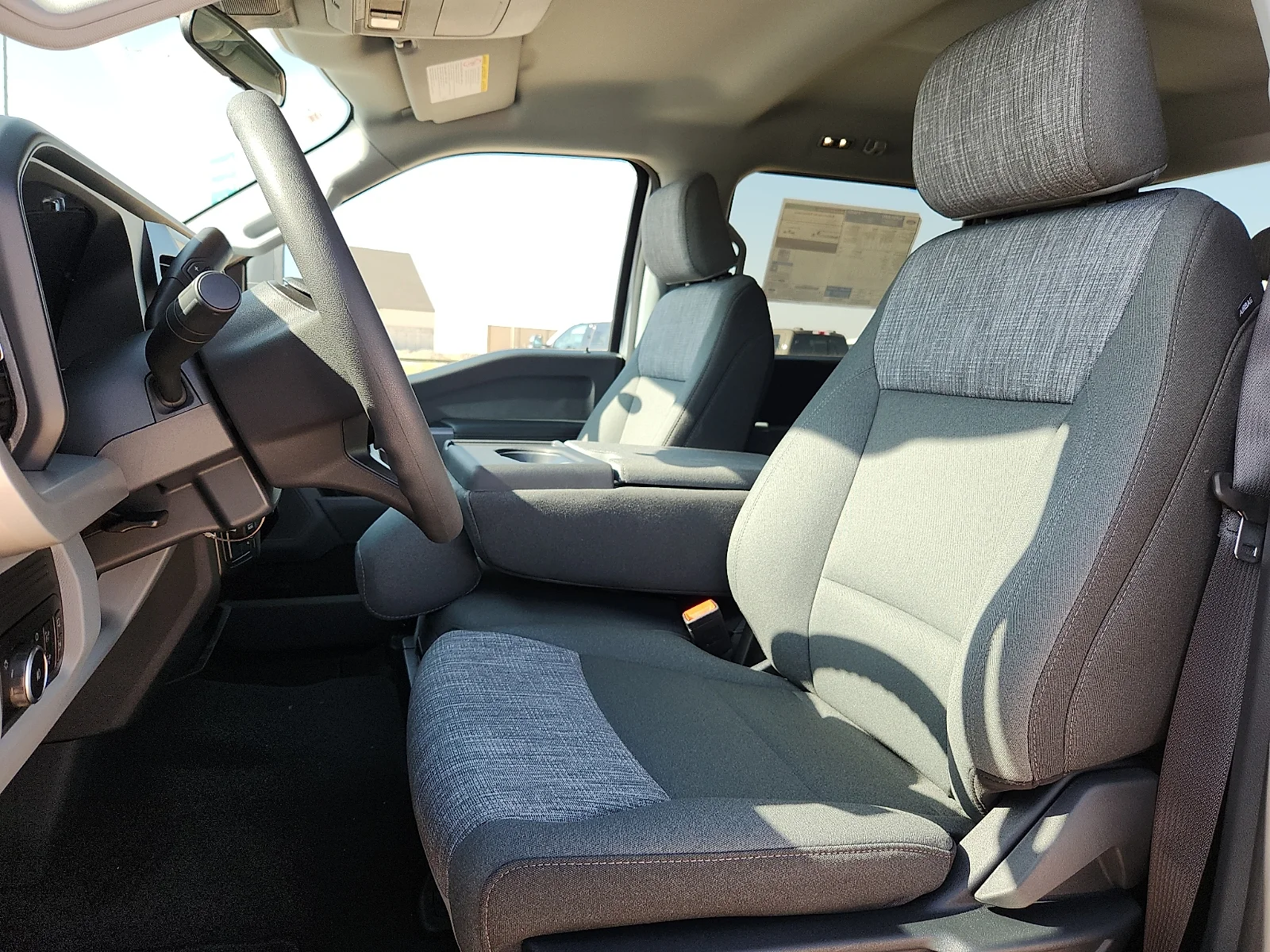 New 2026 Agate Black Metallic Ford XLT image 17