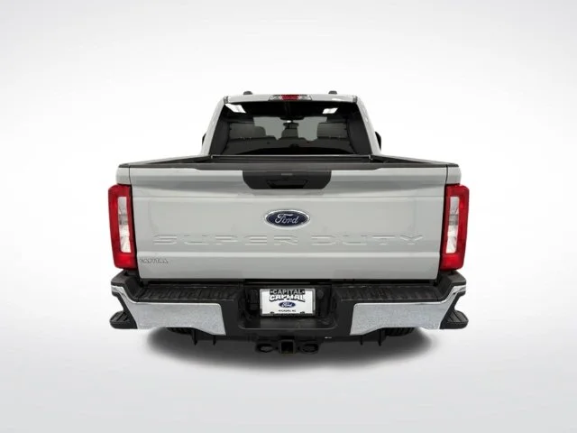 Used 2026 White Ford XLT image 7