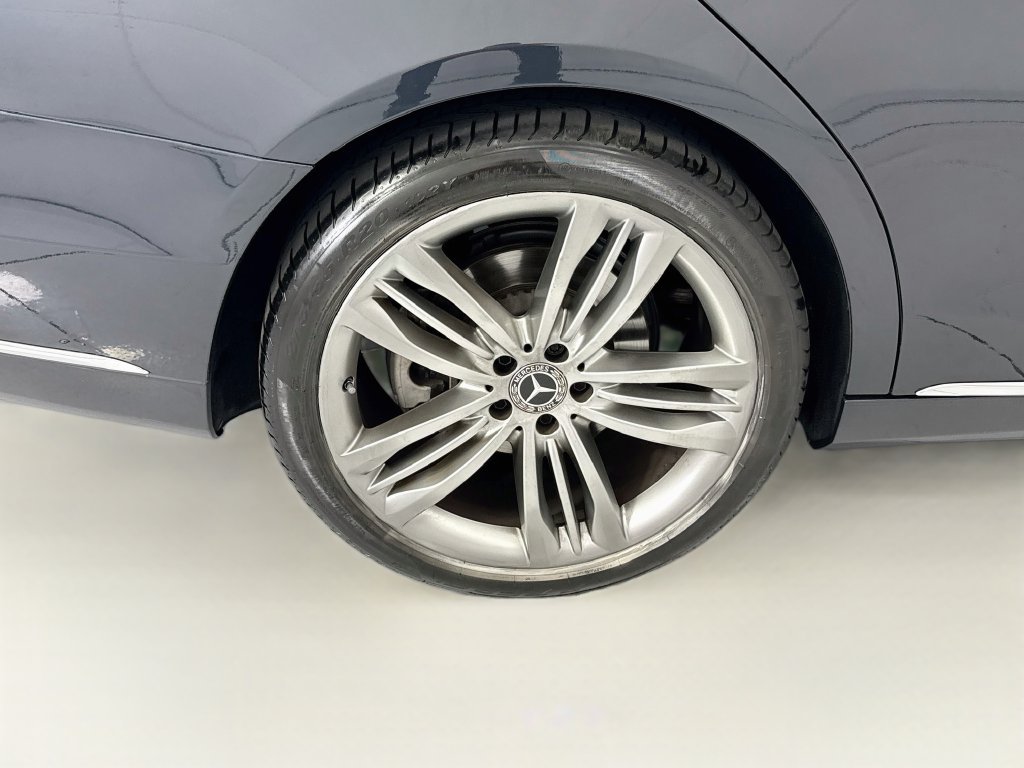 Used 2018  Mercedes-Benz S 450 image 32