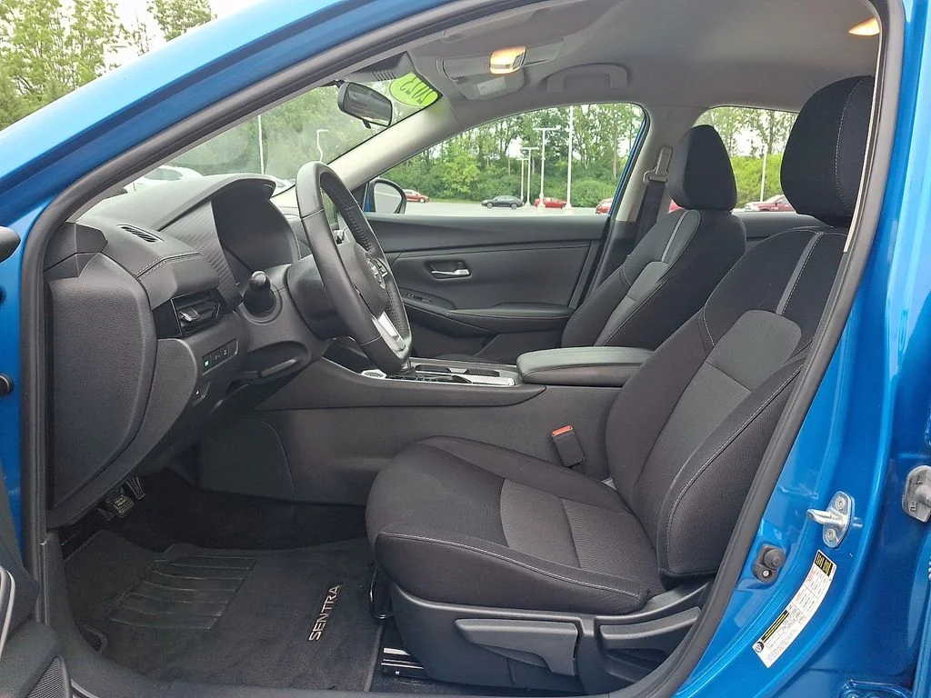 Used 2023 Blue Nissan SV image 14