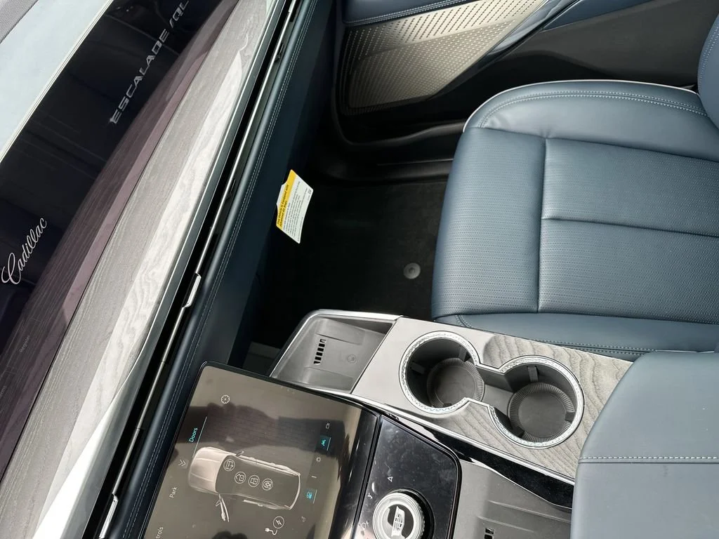 2026 Cadillac Escalade IQL Premium Sport - Photo 23