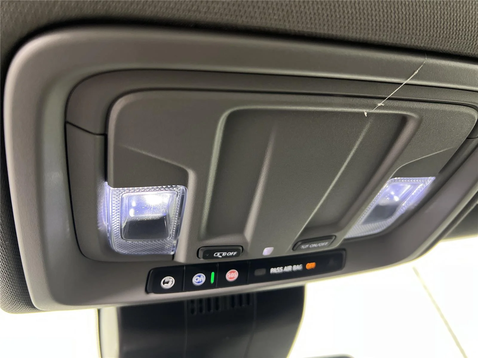 New 2025 Summit White GMC Pro image 15