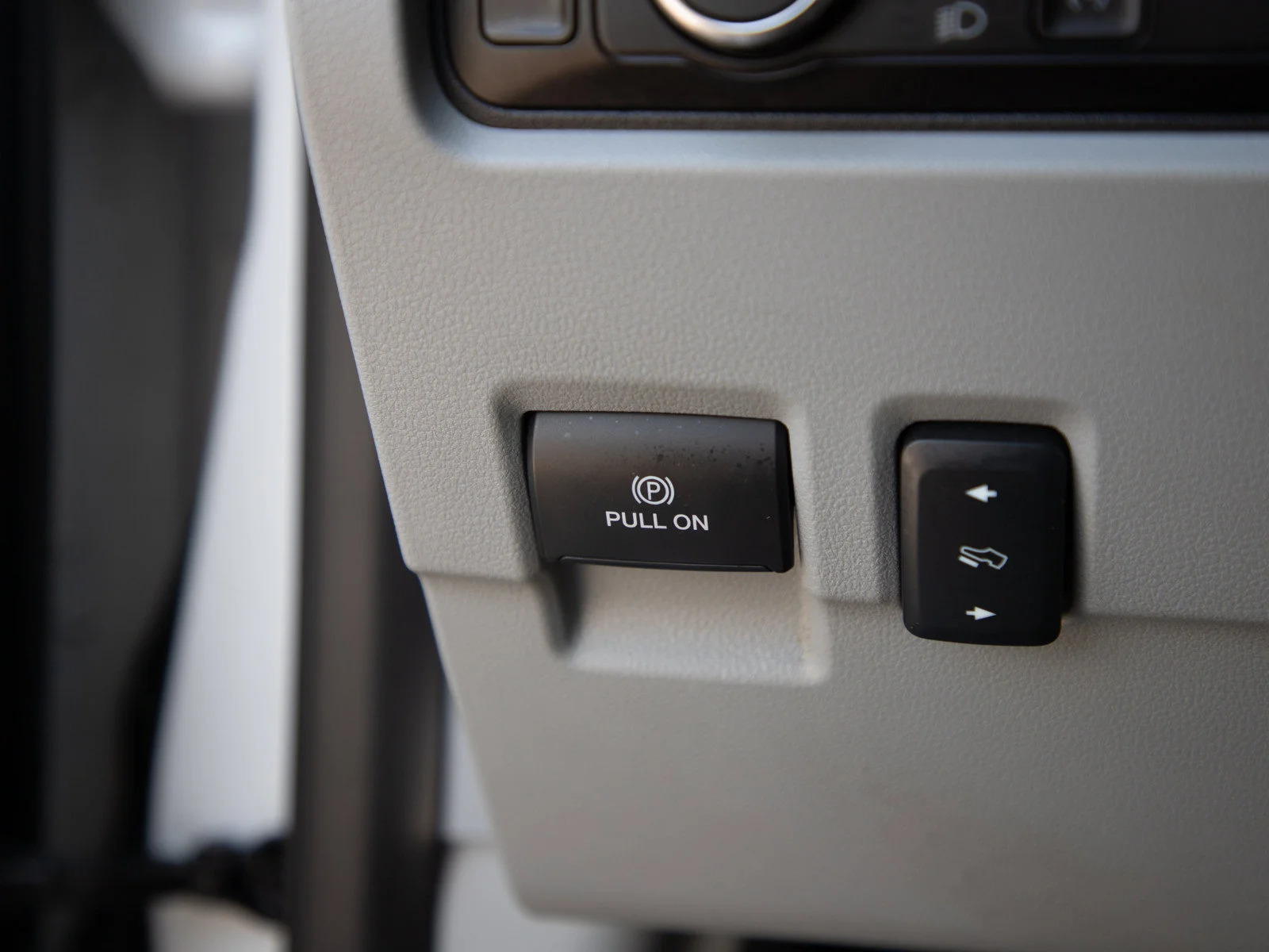Used 2023 White Ford XL image 25