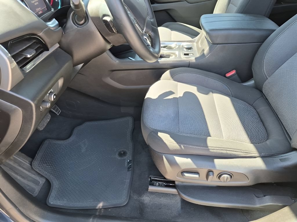 Used 2023 Northsky Blue Metallic Chevrolet LT Cloth image 34