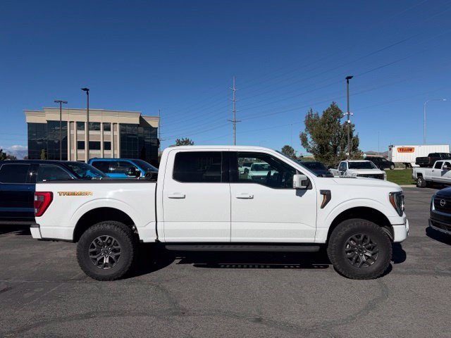 Used 2022 White Ford XL image 4