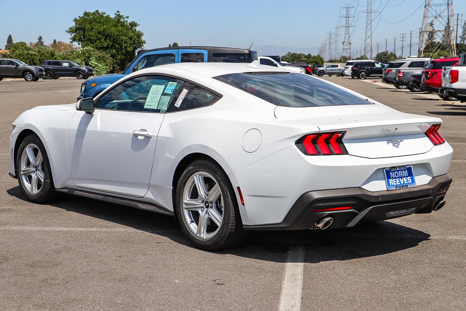 New 2026 Oxford White Ford EcoBoost® Fastback image 8