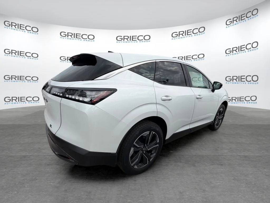 New 2026 Everest White Pearl TriCoat Nissan SL image 9