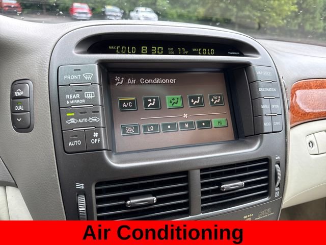 Used 2004 Silver Lexus 430 image 18