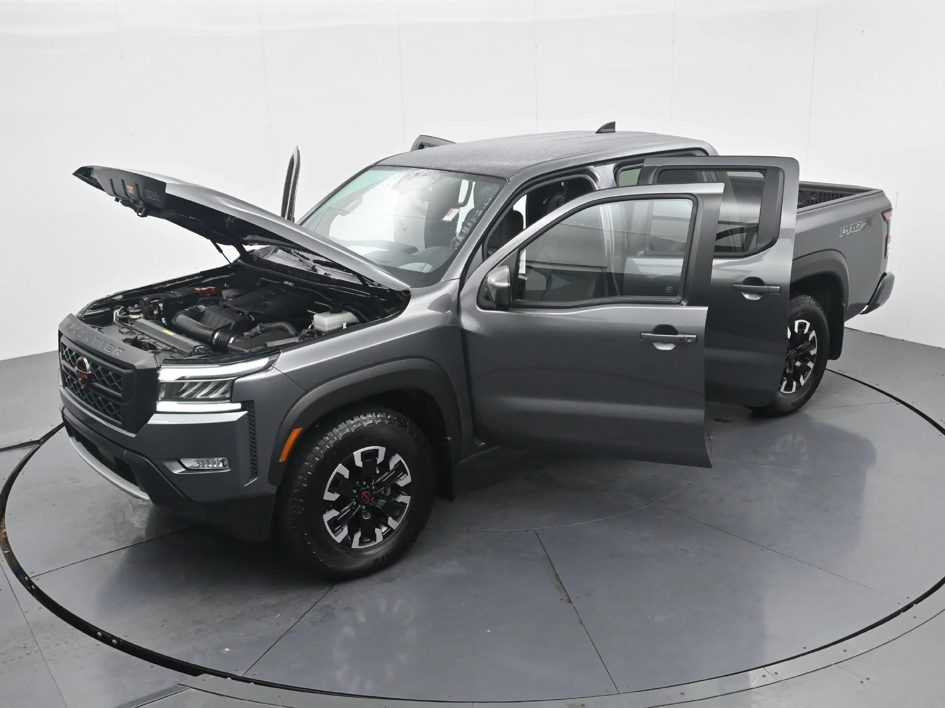 Used 2024 Gray Nissan PRO-X image 38
