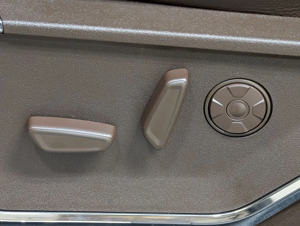 New 2026 Agate Black Metallic Ford F-250® King Ranch® image 18