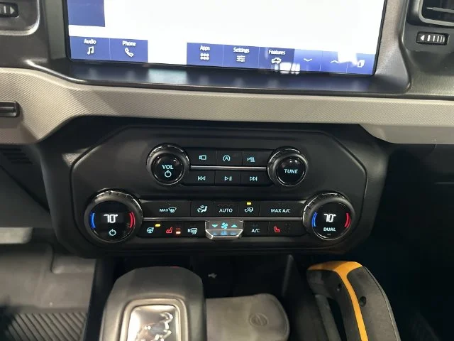 Used 2023 Blue Ford Badlands image 19