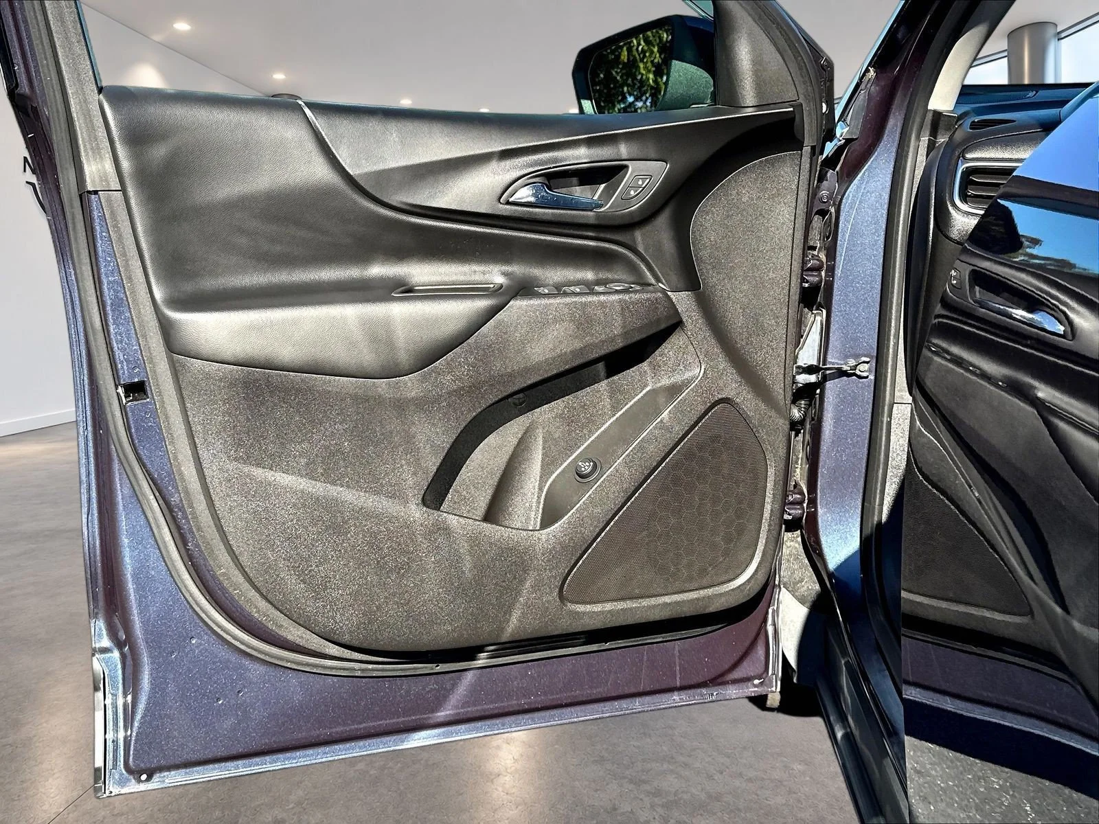 Used 2019 Blue Metallic Chevrolet LT image 23