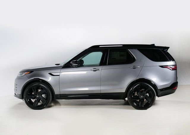 New 2026 Eiger Grey Land Rover Dynamic SE image 6