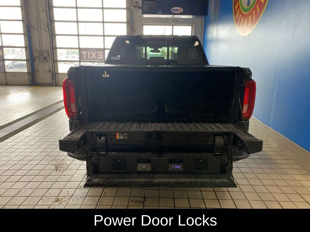 Used 2022 Black GMC Denali image 23