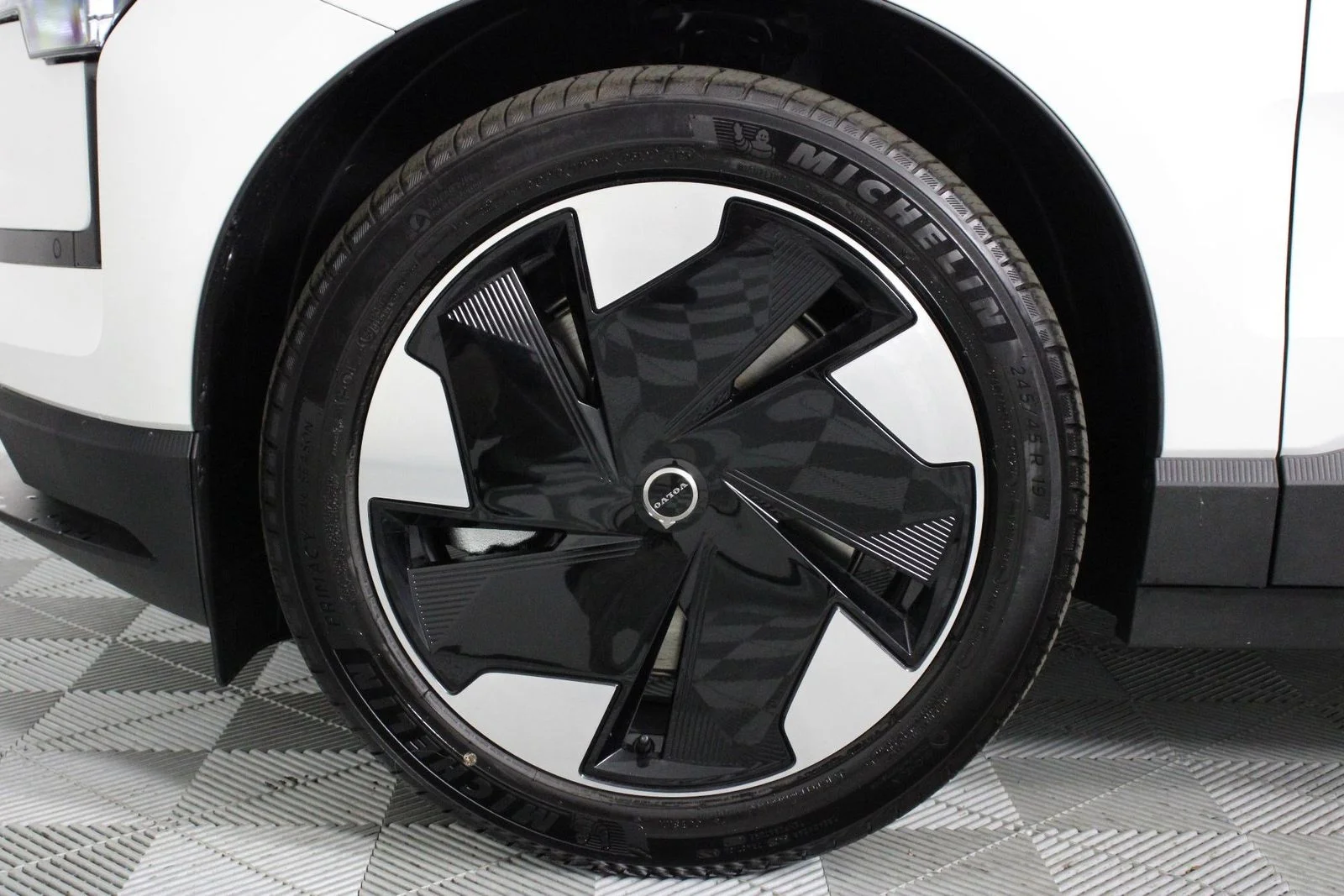 2025 Volvo EX30 Plus - Photo 12