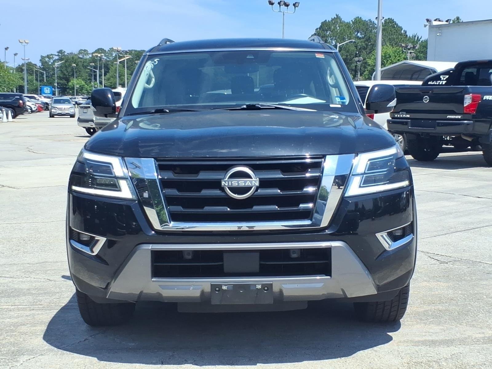 Used 2021 Super Black Nissan SV image 2
