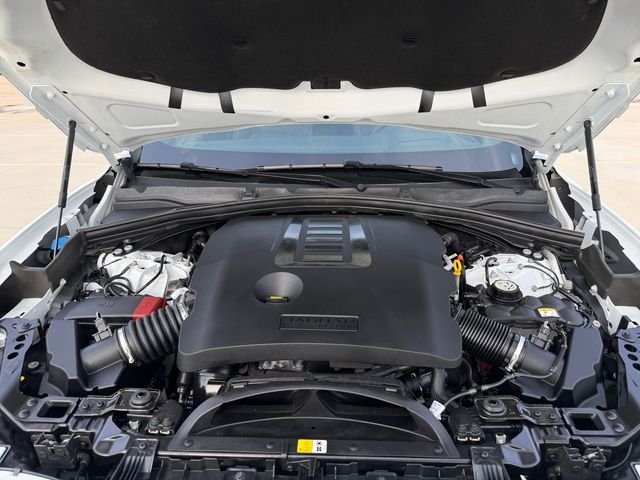 2025 Jaguar F-PACE R-Dynamic S - Photo 19