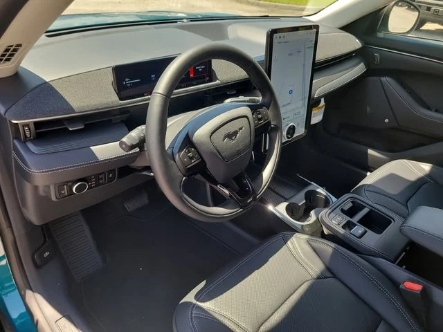 New 2026 Adriatic Blue Metallic Ford Premium image 18