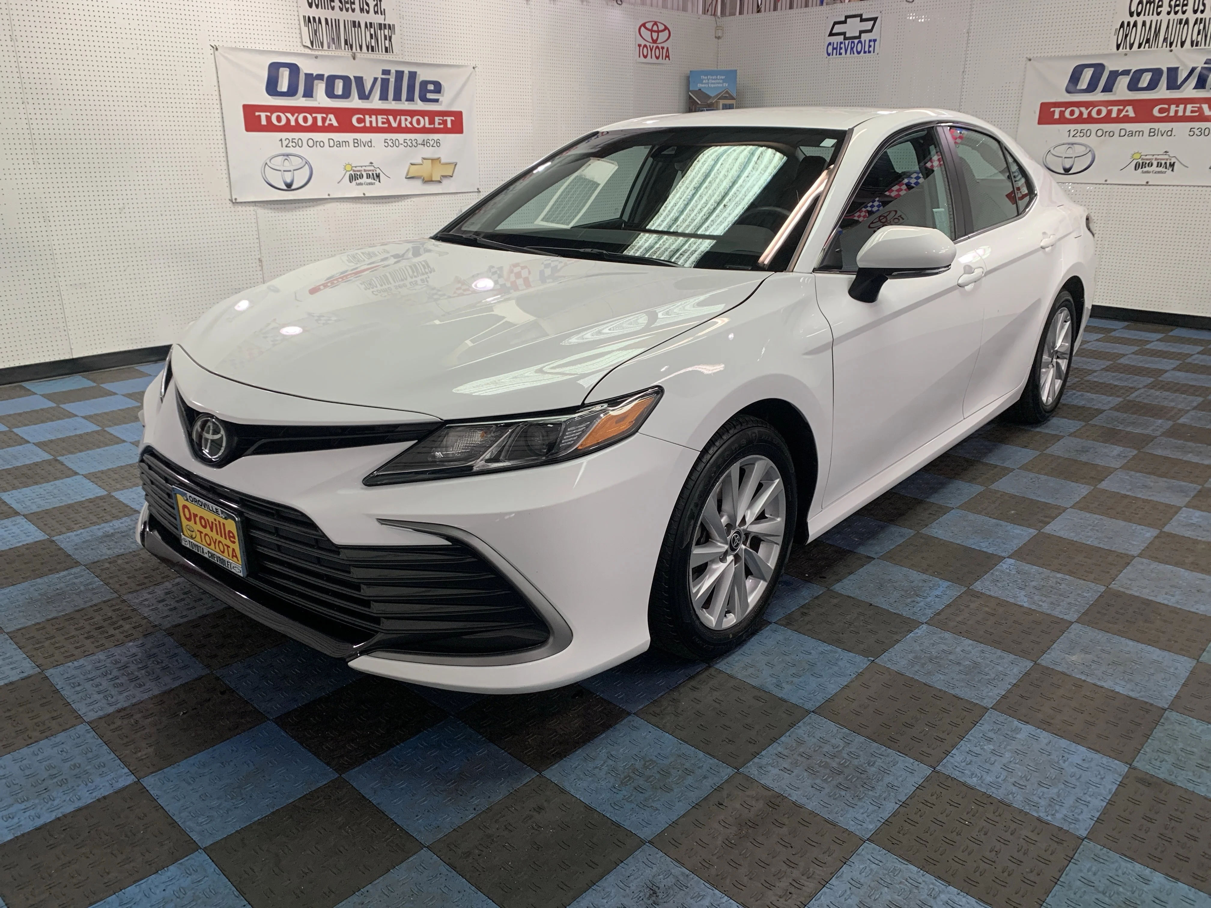 2023 Toyota Camry LE