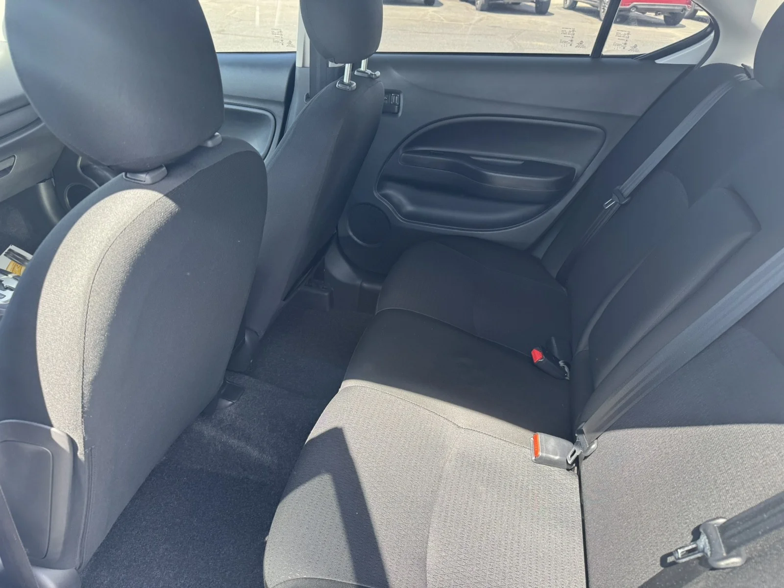 Used 2024 White Mitsubishi ES image 17
