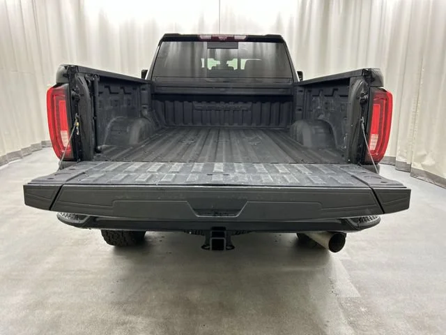 Used 2021 Black GMC Denali image 7