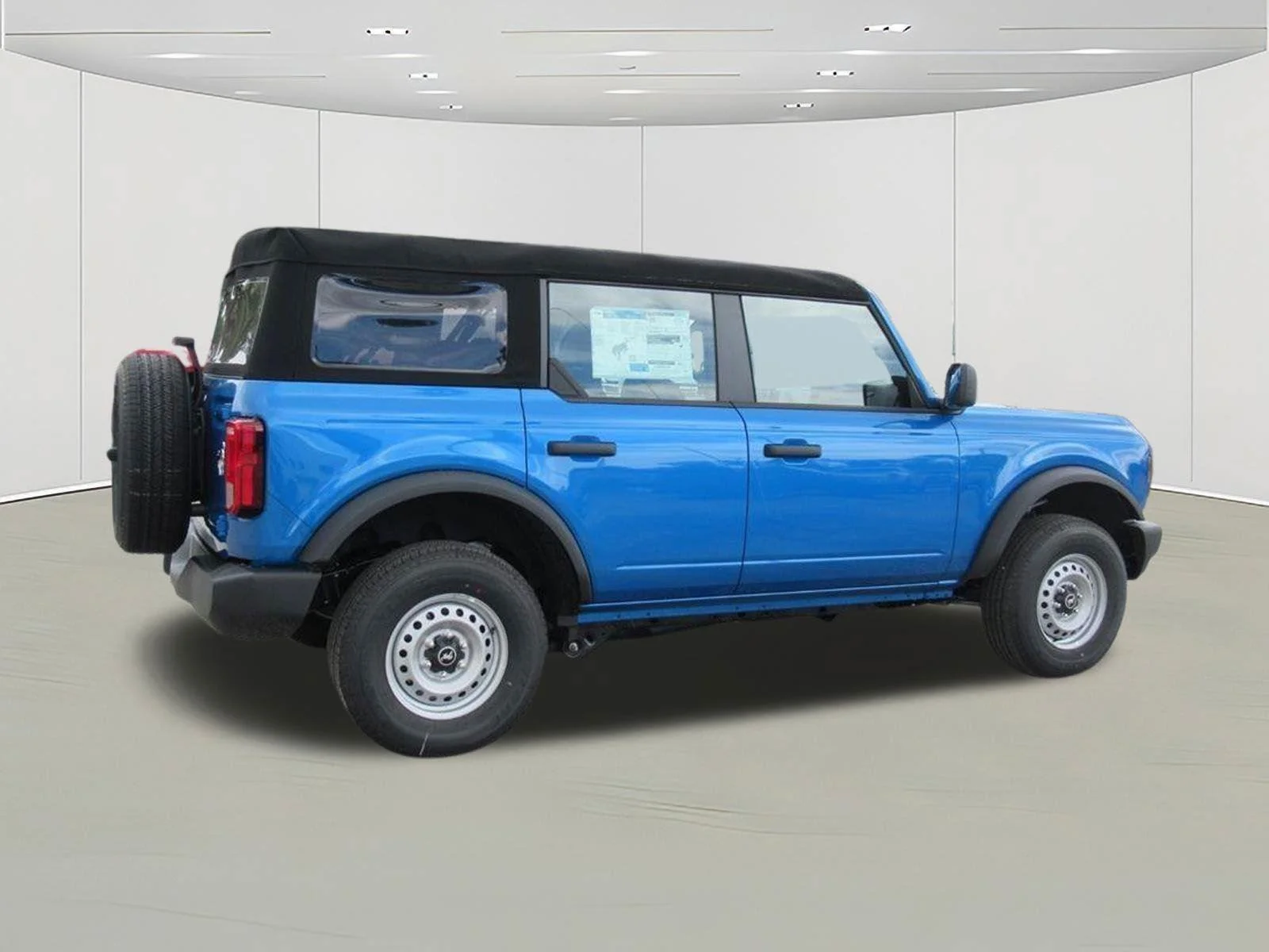 2025 Ford Bronco 4-Door Base - Photo 6