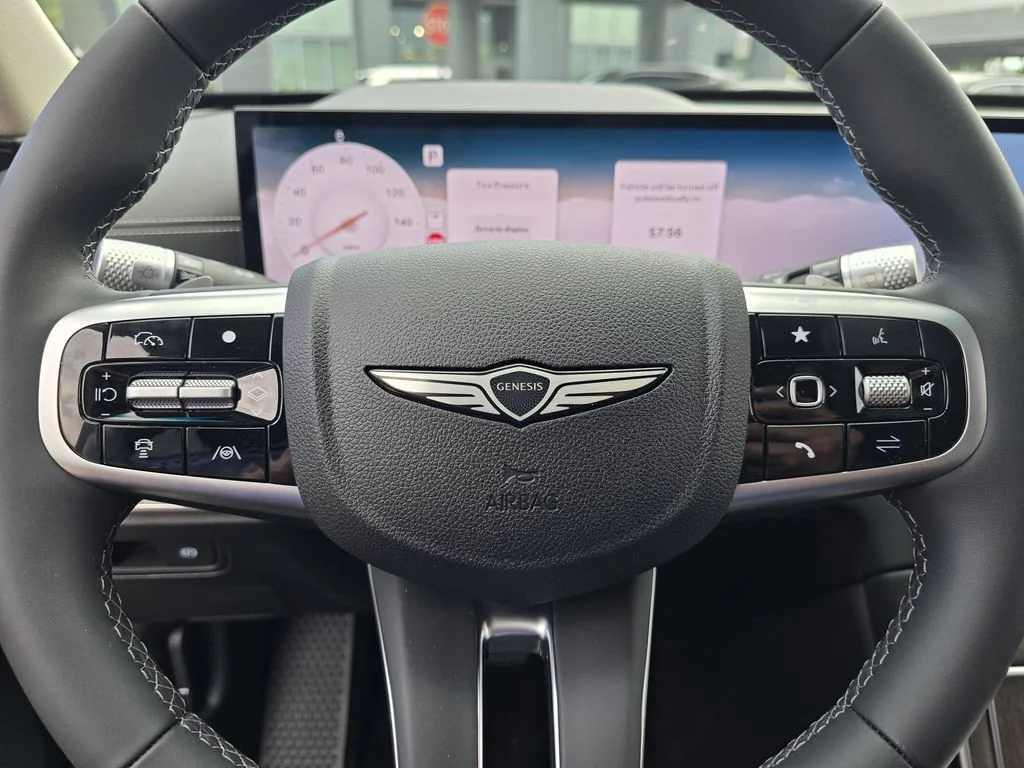 New 2026 White Genesis 2.5T Select image 21