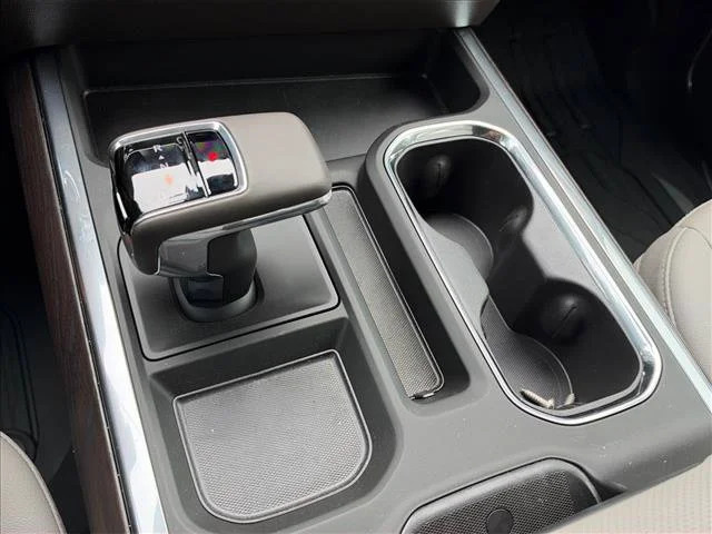 New 2026 Glacier White Tricoat GMC SLT image 36