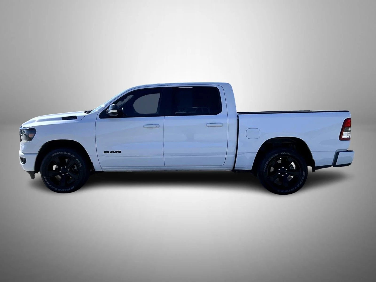 Used 2022 White Ram Big Horn/Lone Star image 8